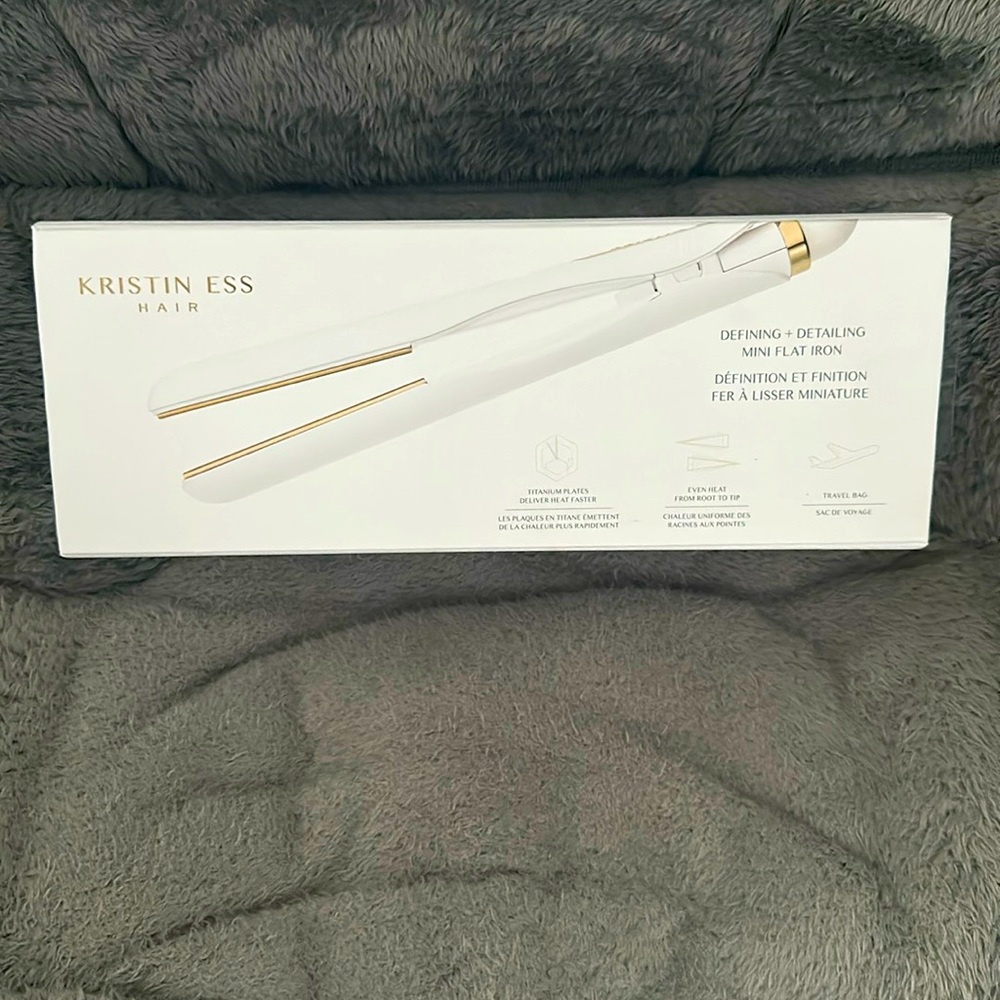 Kristin Ess Defining and detailing mini Iron